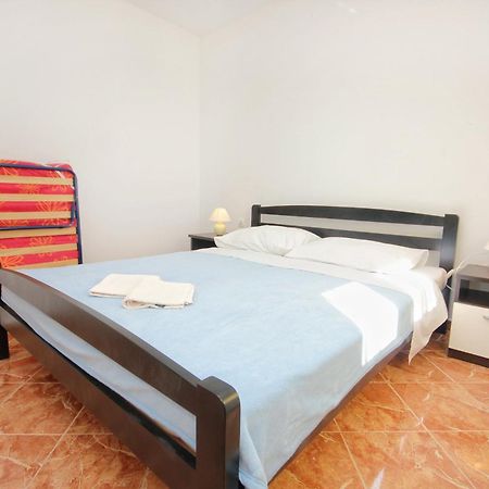 Apartments By The Sea Vlasici, Pag - 9324 Room photo