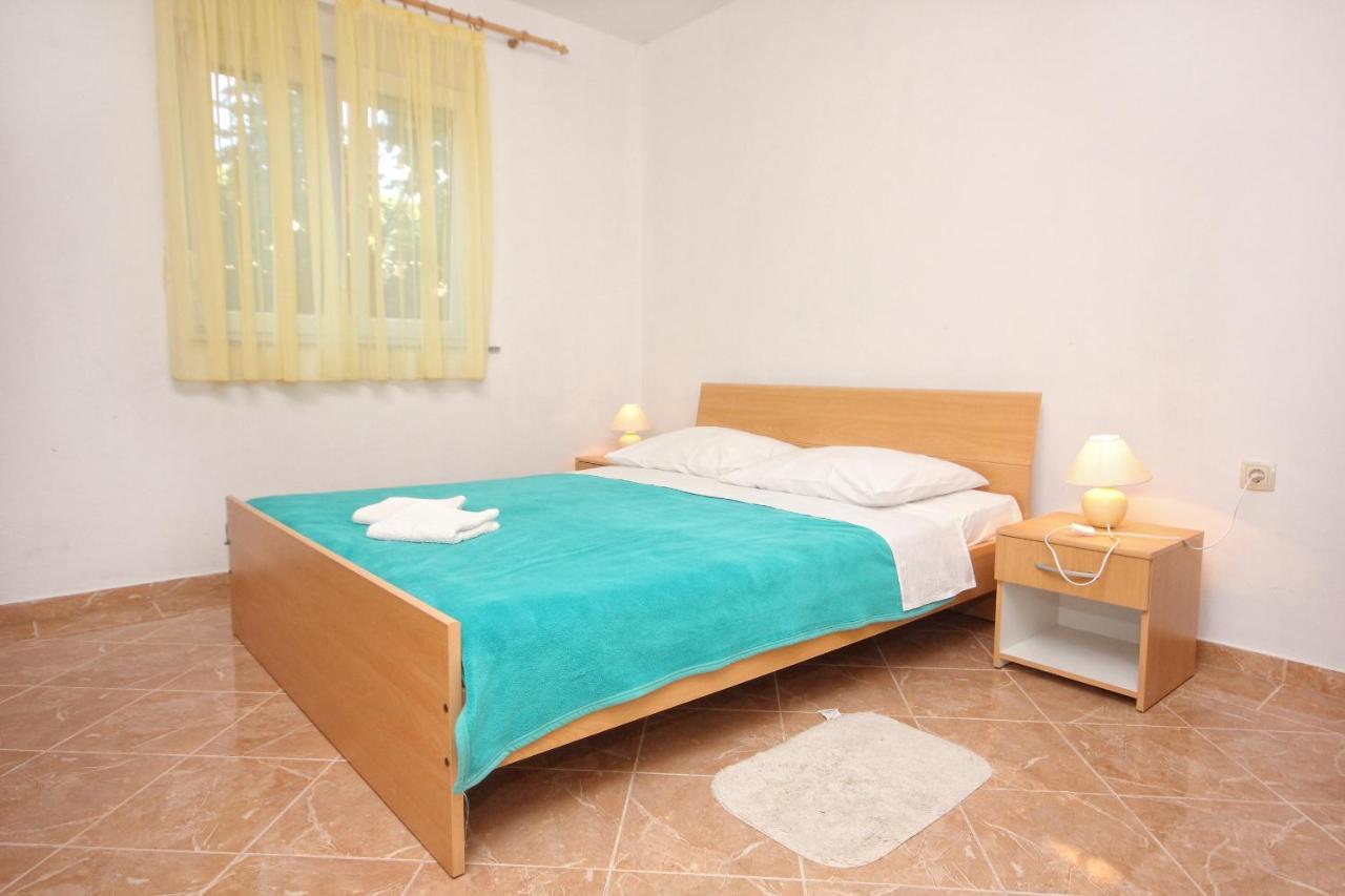 Apartments By The Sea Vlasici, Pag - 9324 Exterior photo